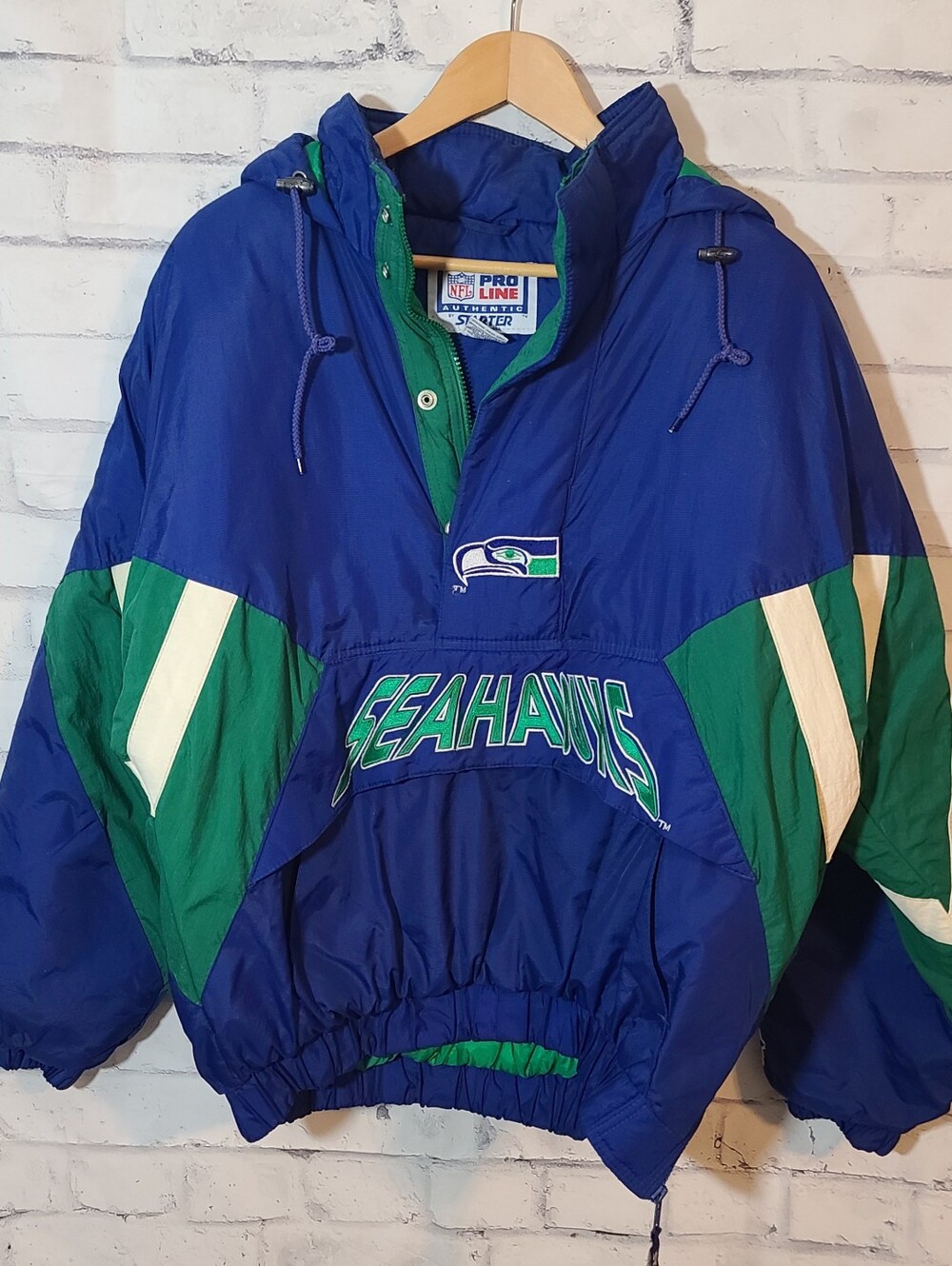 Vintage Starter Seattle Seahawks NFL Pullover Hooded Jacket, M, Blue Green White